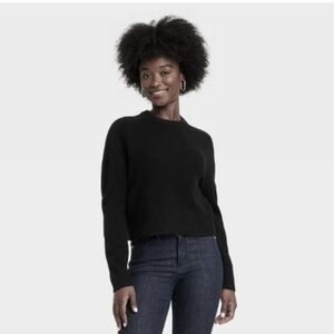 Universal Thread cropped black sweater size small